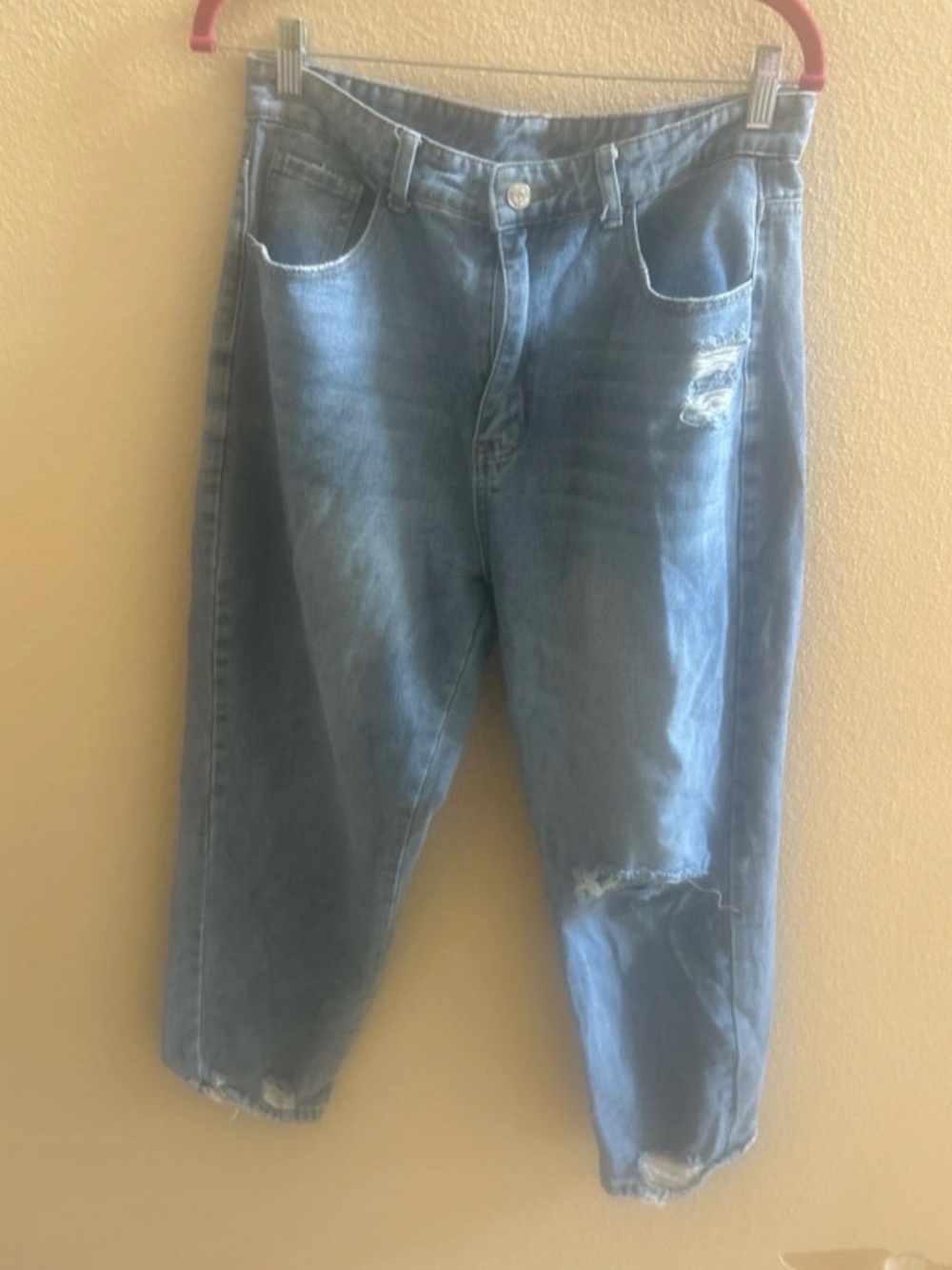 Relaxed Light Blue Distressed Men's Jeans